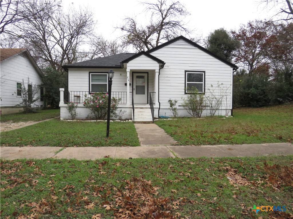 Apartment for rent at 214 E Munroe Ave #214, Temple, TX 76501