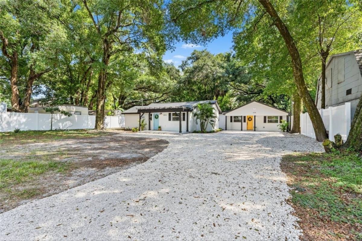 House for rent at 1517 E Giddens Ave, Tampa, FL 33610