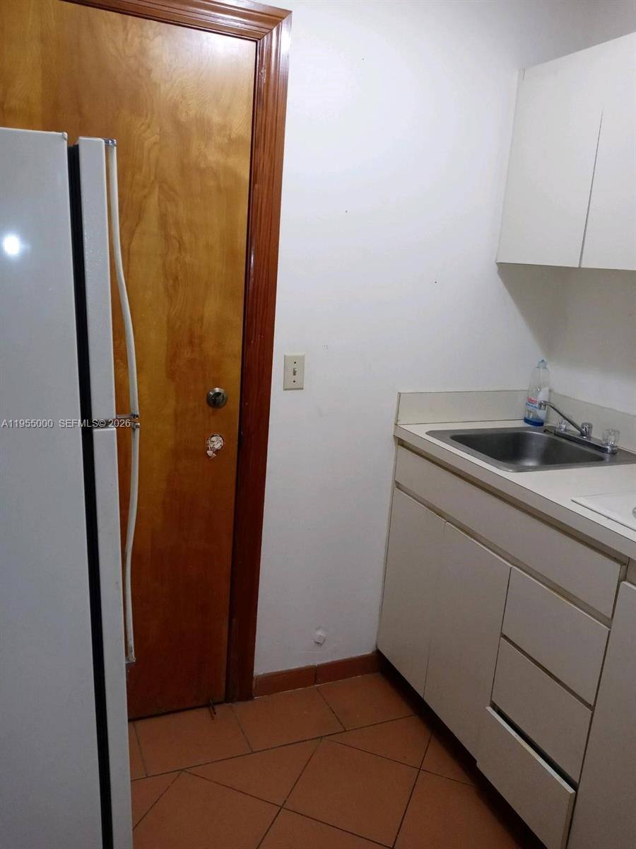 Apartment for rent at 3127 Coral Way #1, Miami, FL 33145