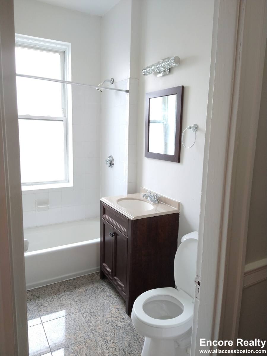 Apartment for rent at 1193 Commonwealth Ave #19, Allston, MA 02134