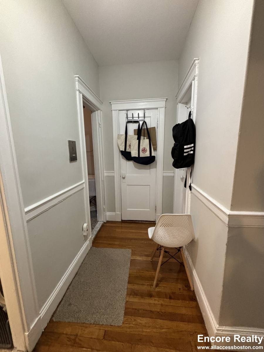 Apartment for rent at 1193 Commonwealth Ave #19, Allston, MA 02134