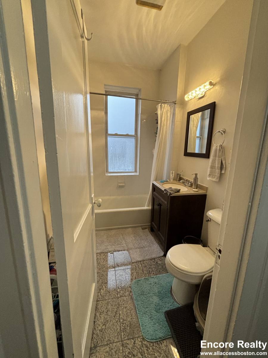 Apartment for rent at 1193 Commonwealth Ave #19, Allston, MA 02134