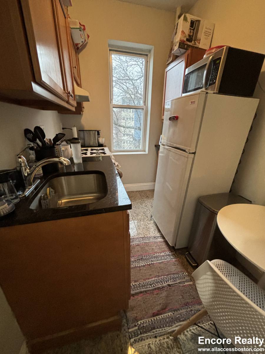 Apartment for rent at 1193 Commonwealth Ave #19, Allston, MA 02134