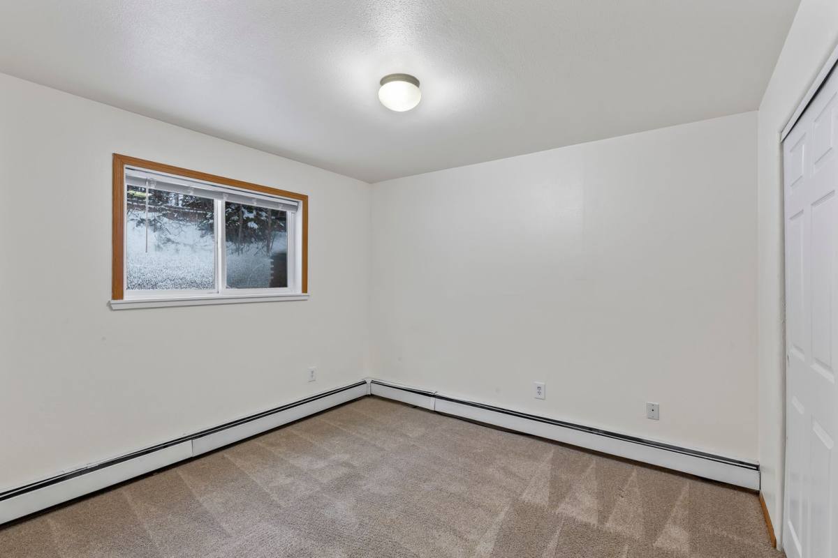 Apartment for rent at 5300 Lake Otis Parkway, Anchorage, AK 99507
