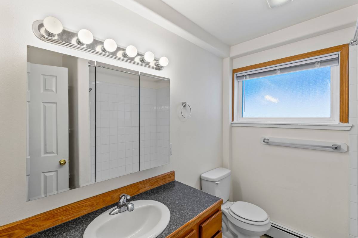 Apartment for rent at 5300 Lake Otis Parkway, Anchorage, AK 99507