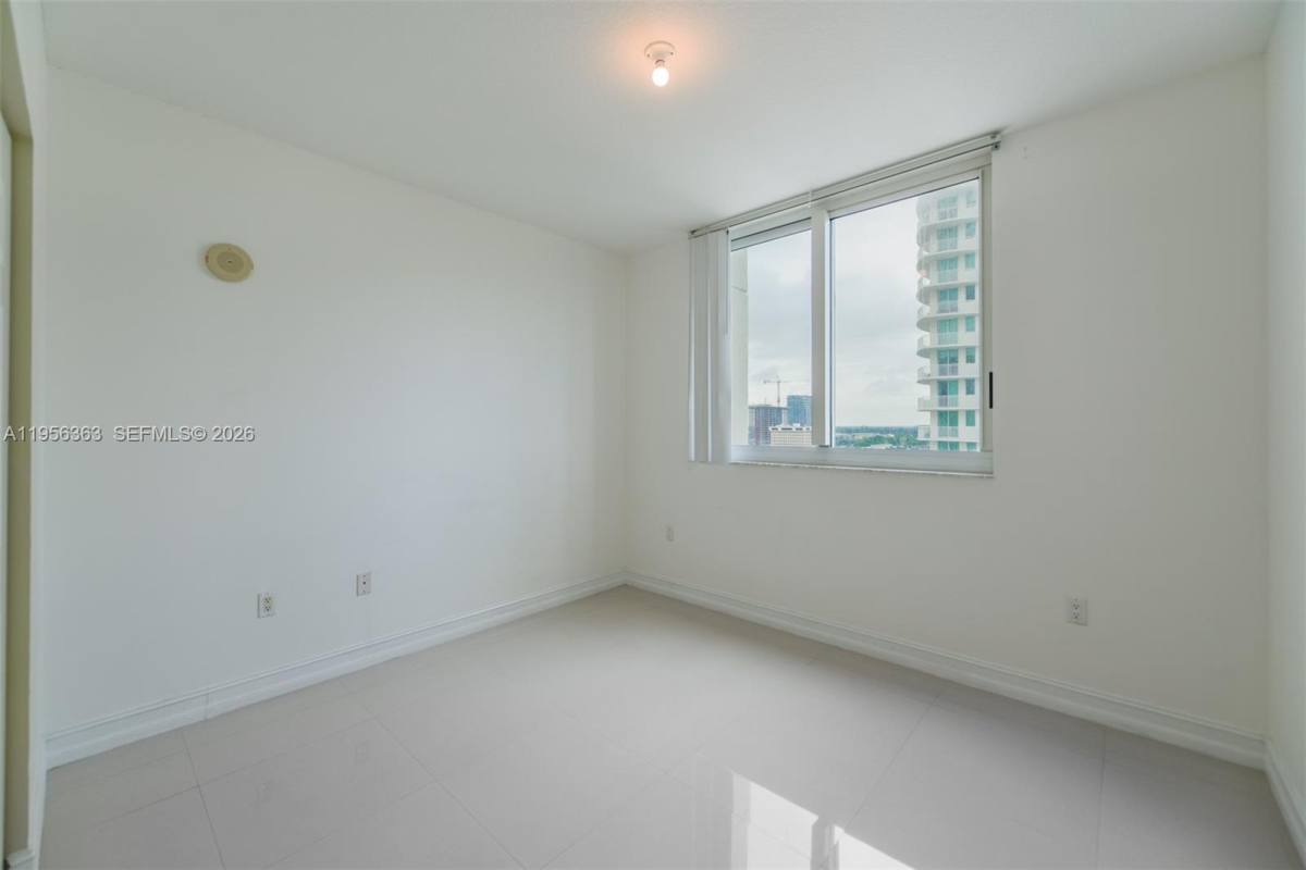 Condo for rent at 1755 E Hallandale Beach Blvd #17551408E, Hallandale, FL 33009