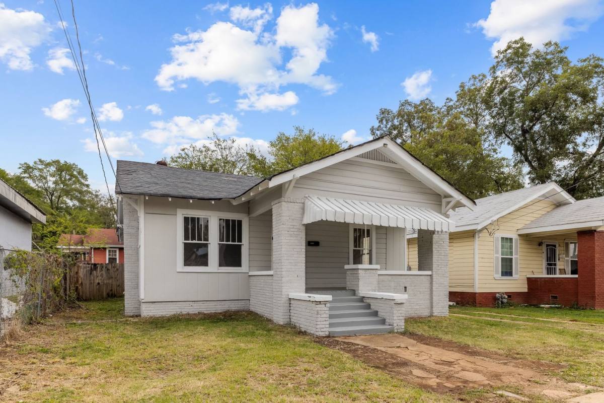 House for rent at 1609 Jefferson Ave S W, Birmingham, AL 35211