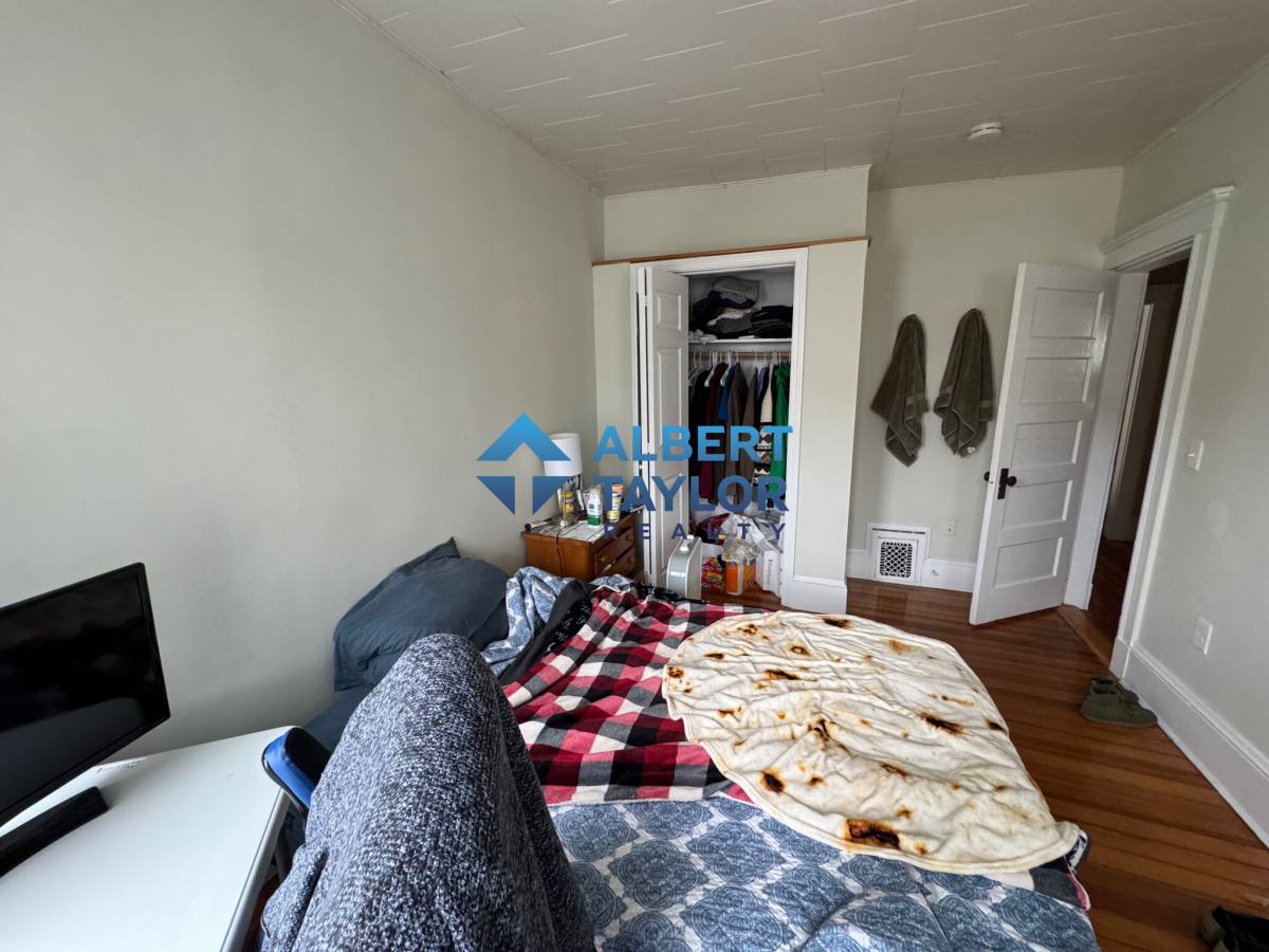 Apartment for rent at 101 Heath St #3, Somerville, MA 02145
