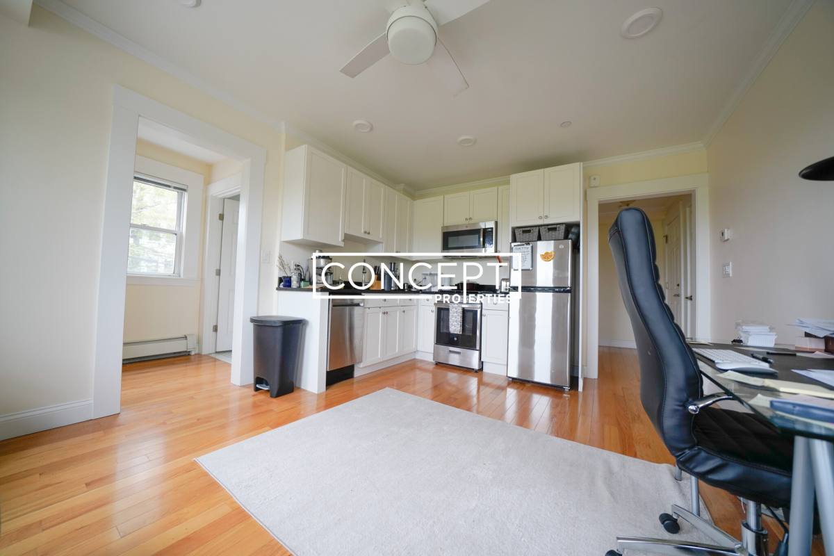 Apartment for rent at 219 Commonwealth Ave #22, Chestnut Hill, MA 02467