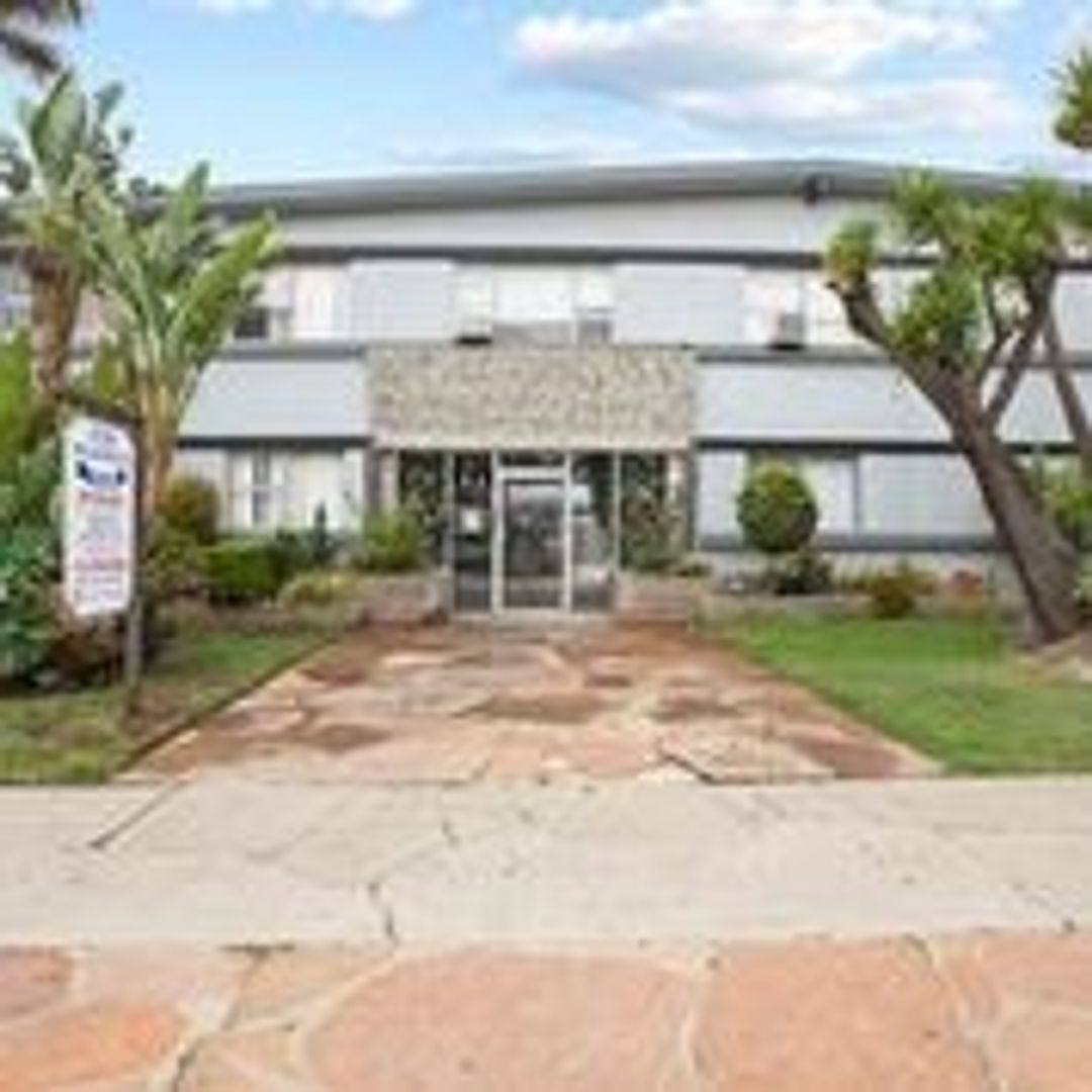 Apartment for rent at 3729 McLaughlin Ave, Los Angeles, CA 90066