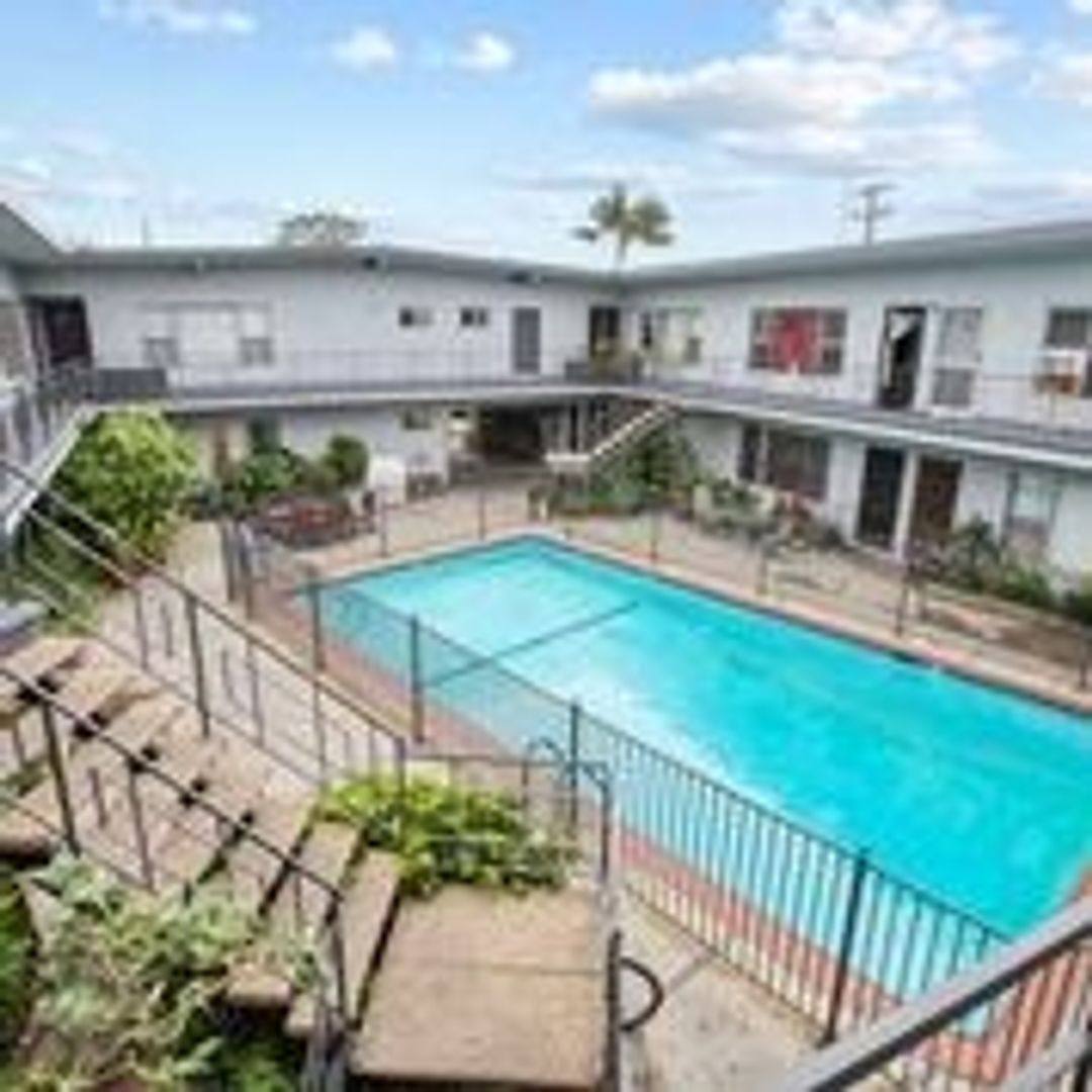 Apartment for rent at 3729 McLaughlin Ave, Los Angeles, CA 90066
