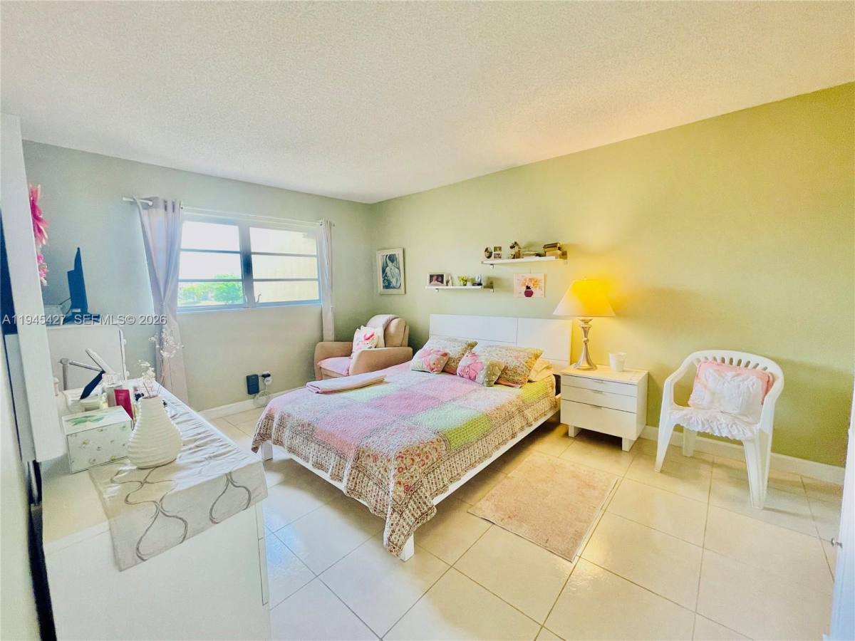 Apartment for rent at 6350 NW 62nd St #308, Fort Lauderdale, FL 33319