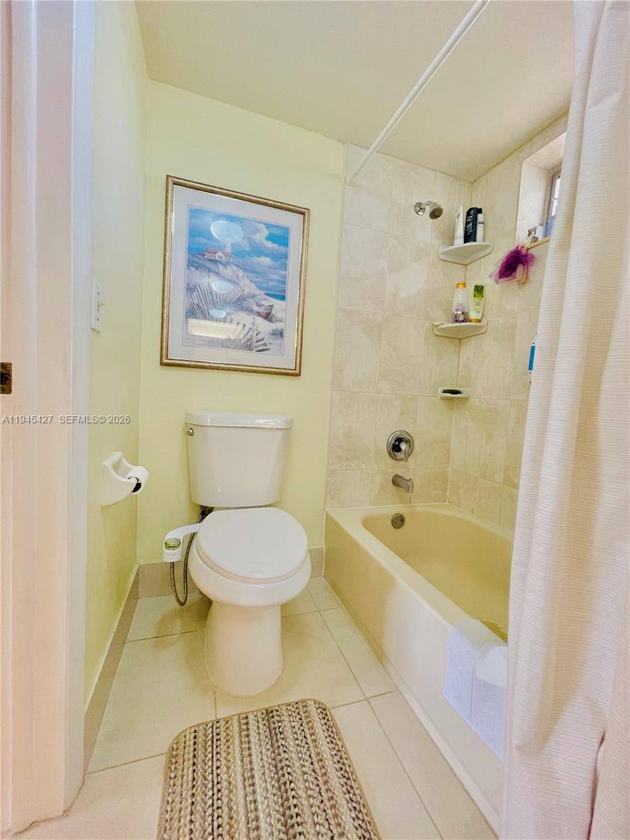 Apartment for rent at 6350 NW 62nd St #308, Fort Lauderdale, FL 33319
