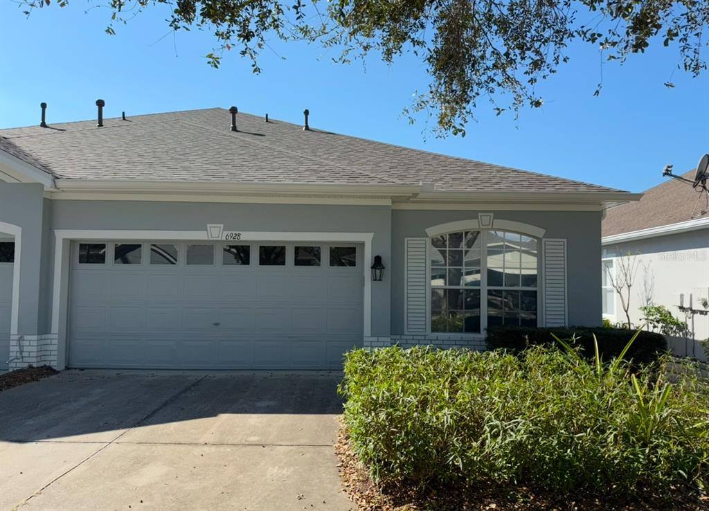 Apartment for rent at 6928 Surrey Oak Dr, Apollo Beach, FL 33572