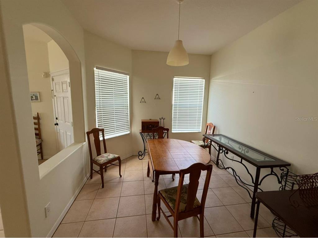 Apartment for rent at 6928 Surrey Oak Dr, Apollo Beach, FL 33572