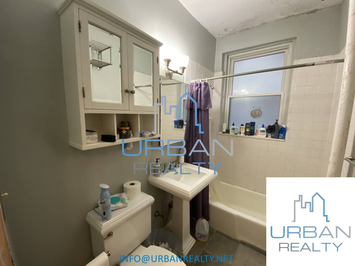 Apartment for rent at 2039 Commonwealth Ave, Brighton, MA 02135