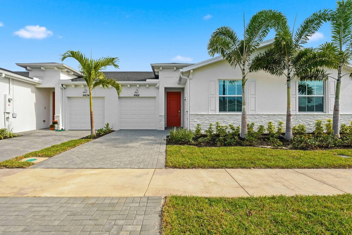 Apartment for rent at 6418 Seabright Terrace, Fort Pierce, FL 34946
