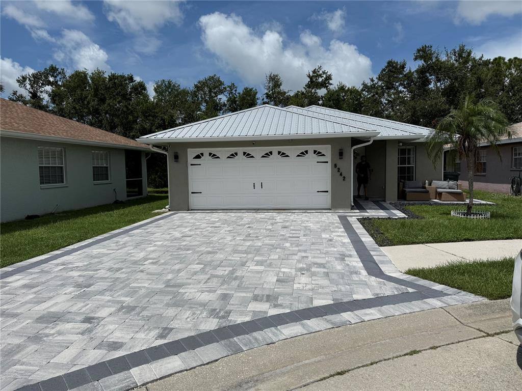 Apartment for rent at 5242 Immo Court, Sarasota, FL 34233