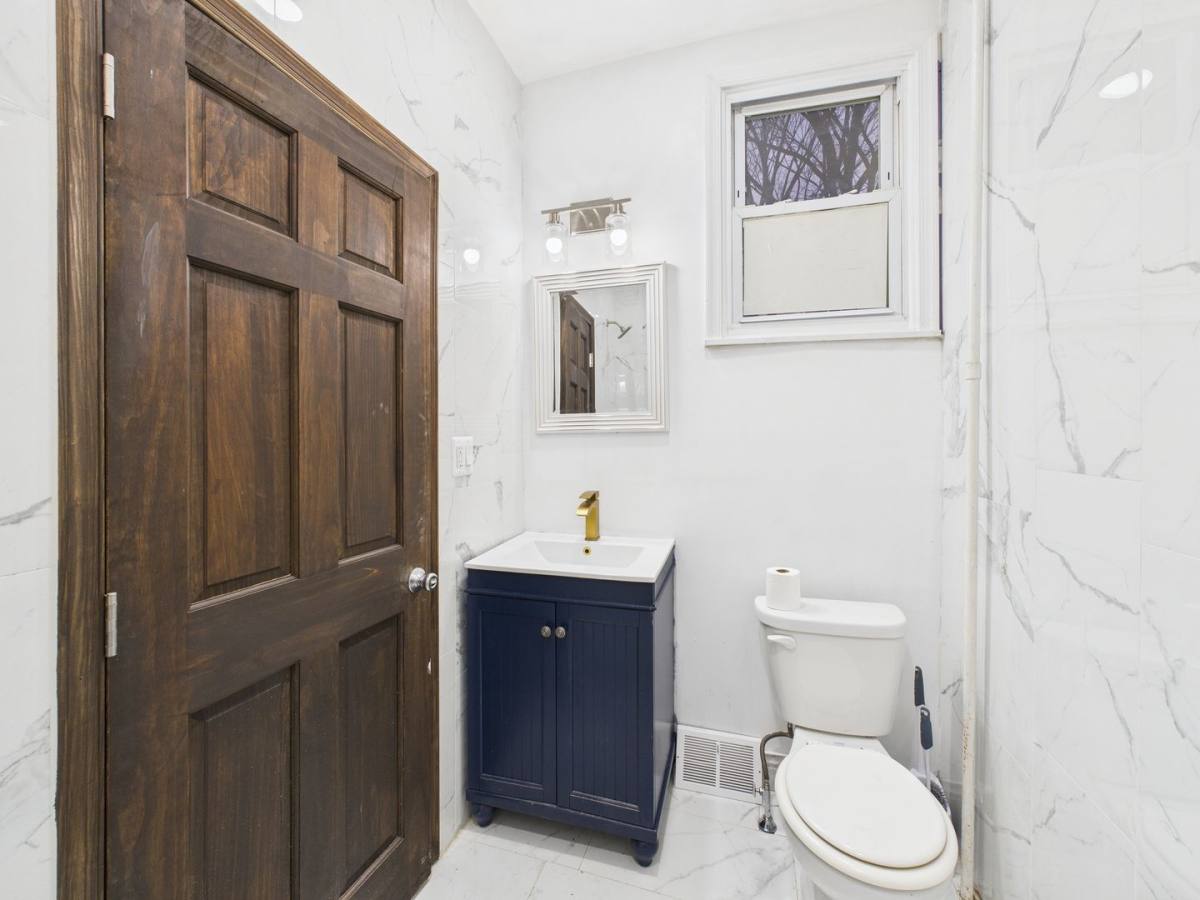 Apartment for rent at 1304 N 19th St, Philadelphia, PA 19121