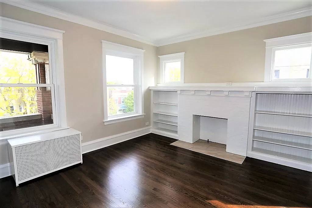 Apartment for rent at 1437 W Carmen #1F, Chicago, IL 60640