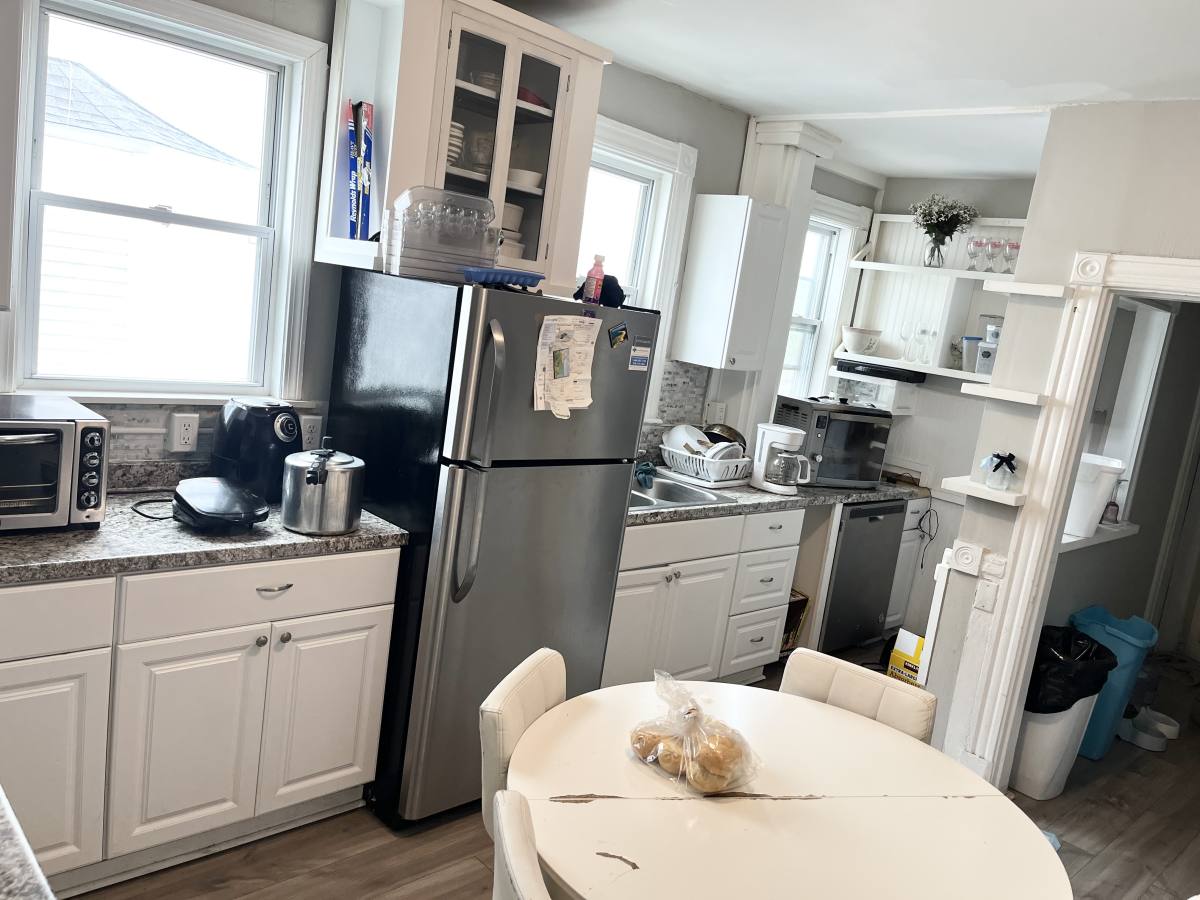 Apartment for rent at 211 Elm St #2, Everett, MA 02149