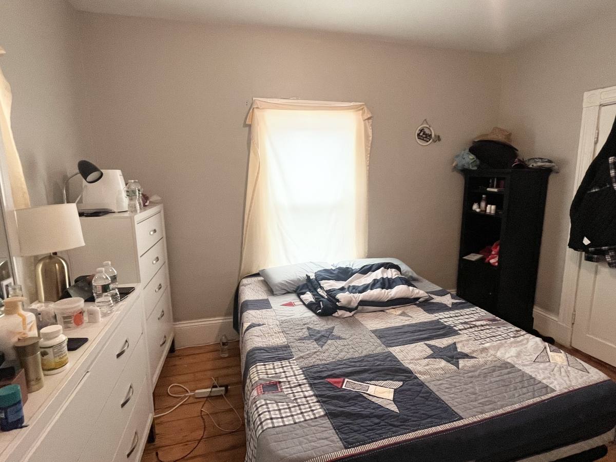 Apartment for rent at 211 Elm St #2, Everett, MA 02149