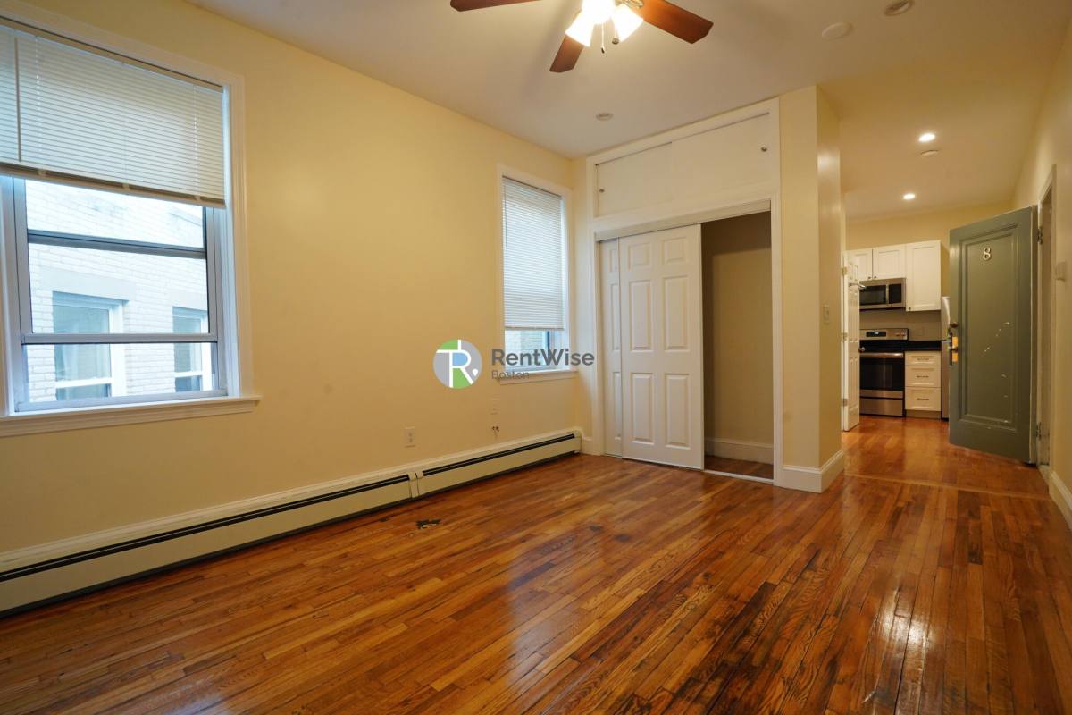 Apartment for rent at 1844 Commonwealth Ave #8, Brighton, MA 02135