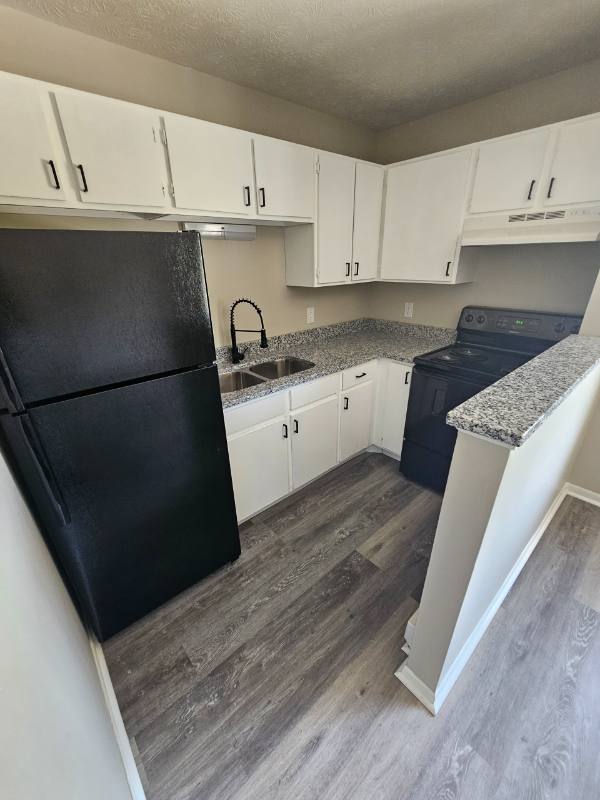 Apartment for rent at 5900 Erica Court, Dayton, OH 45414