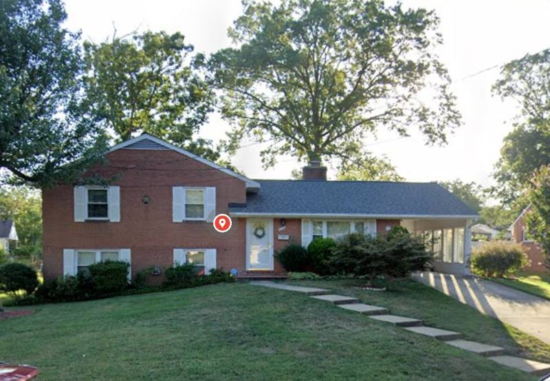 Apartment for rent at 1 Dinwiddie St #A, Springfield, VA 22150