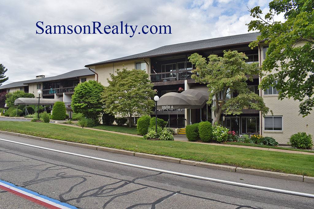 Condo for rent at 400 Narragansett Parkway #EI3, Warwick, RI 02888