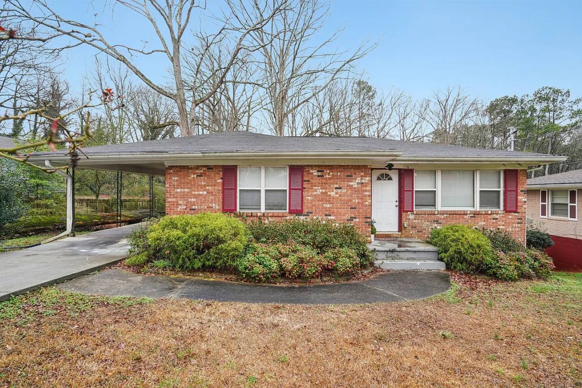 House for rent at 209 Harper Rd SE, Atlanta, GA 30315