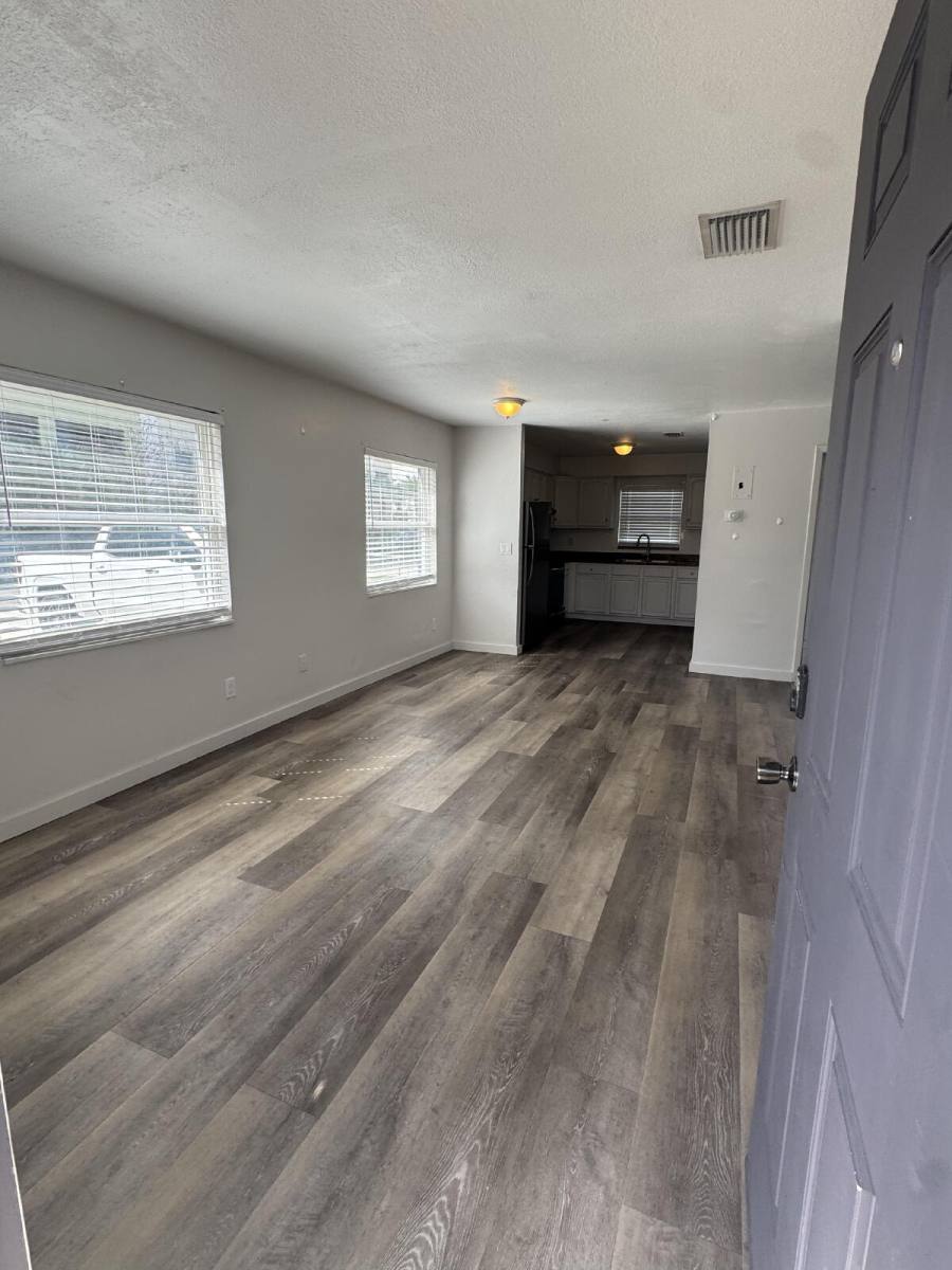 Townhouse for rent at 1711 W Carmen St #B, Tampa, FL 33606