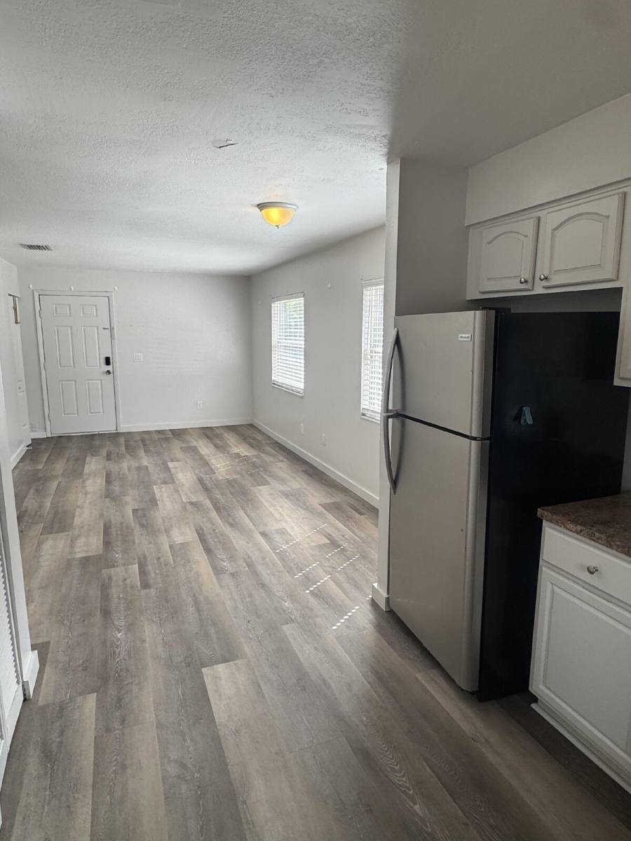 Townhouse for rent at 1711 W Carmen St #B, Tampa, FL 33606
