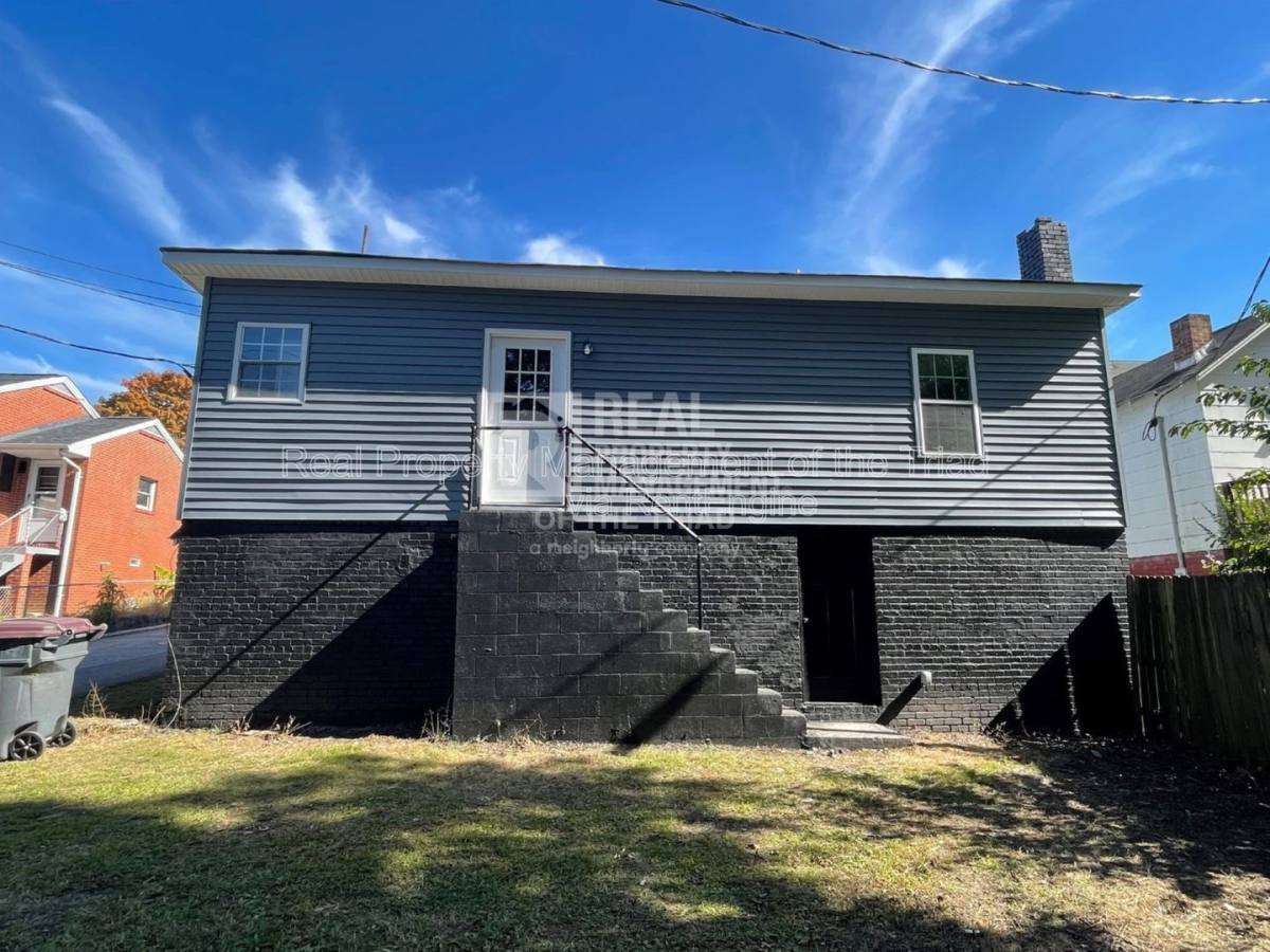 Apartment for rent at 528 N Scales St #C, Reidsville, NC 27320