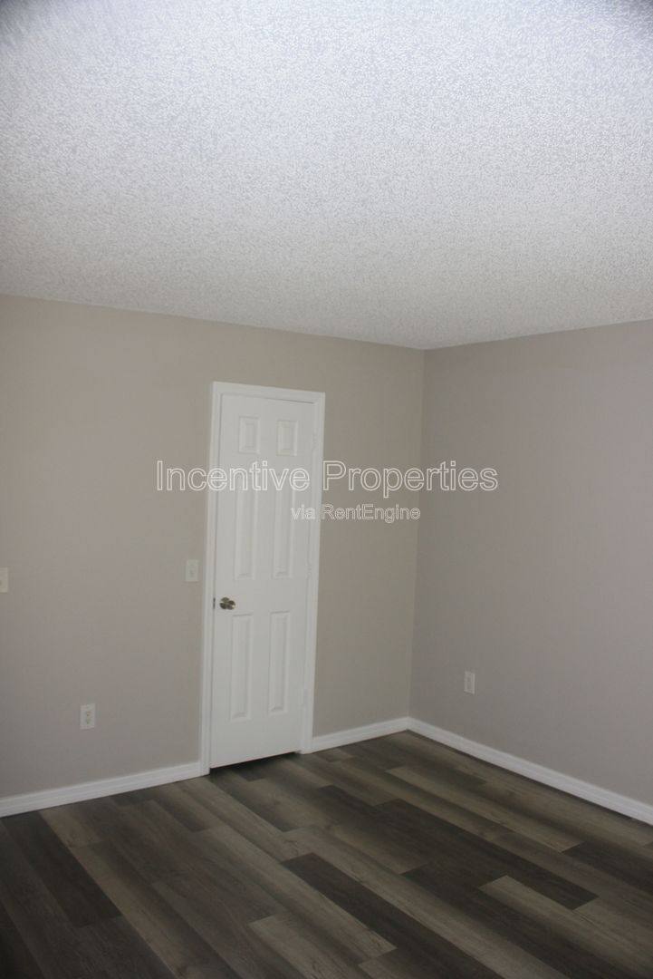 Condo for rent at 4176 Versailles Dr #D, Orlando, FL 32808