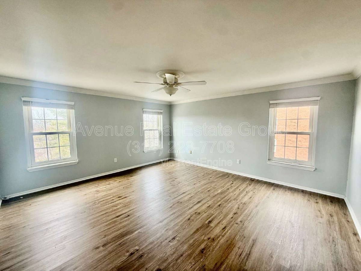 Apartment for rent at 974 Claytonbrook Dr #2D, Ballwin, MO 63011
