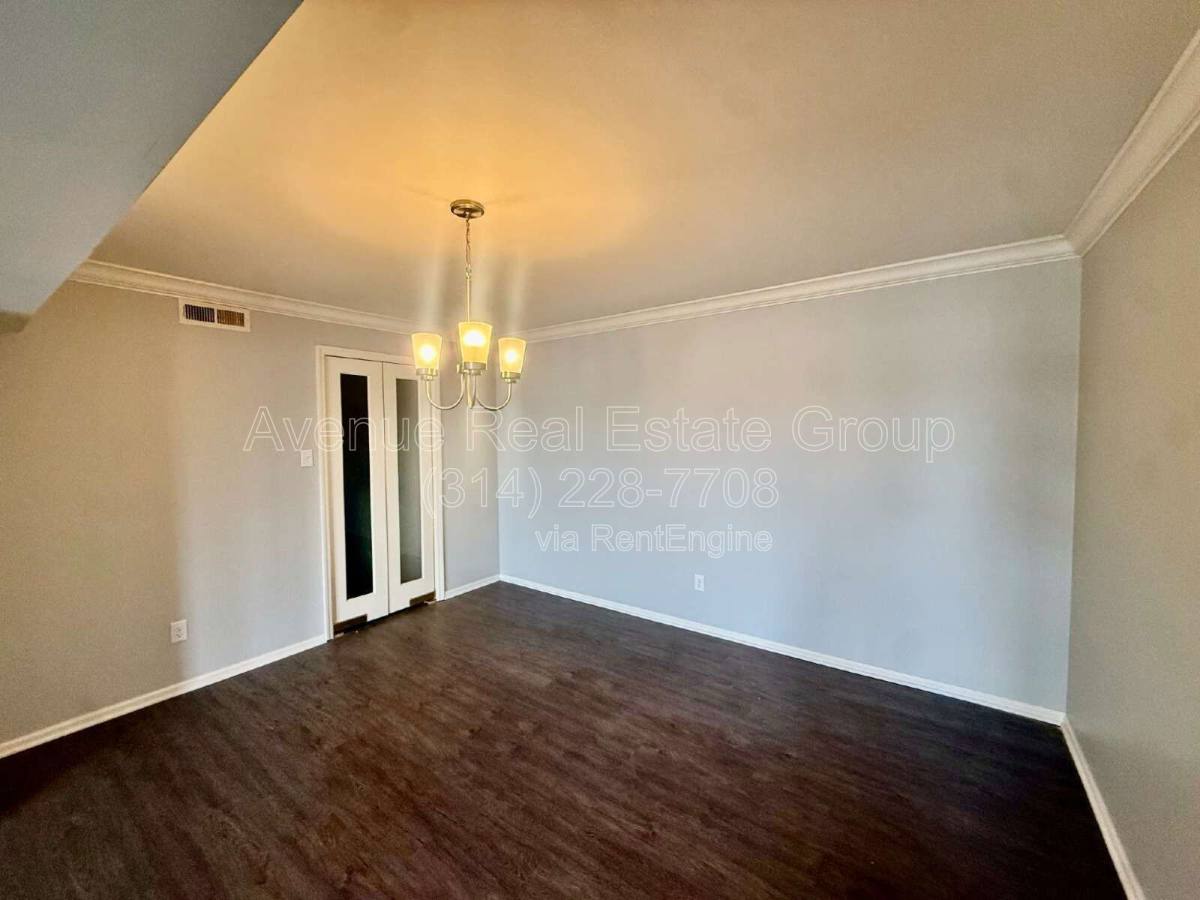 Apartment for rent at 974 Claytonbrook Dr #2D, Ballwin, MO 63011