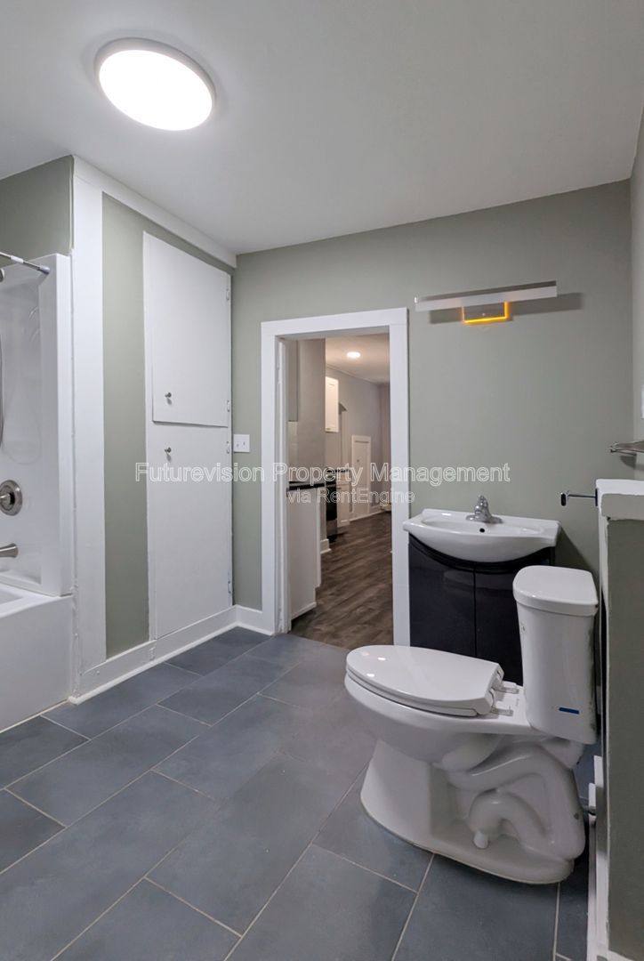Apartment for rent at 1405 Connor Ave #2, Lockport, IL 60441