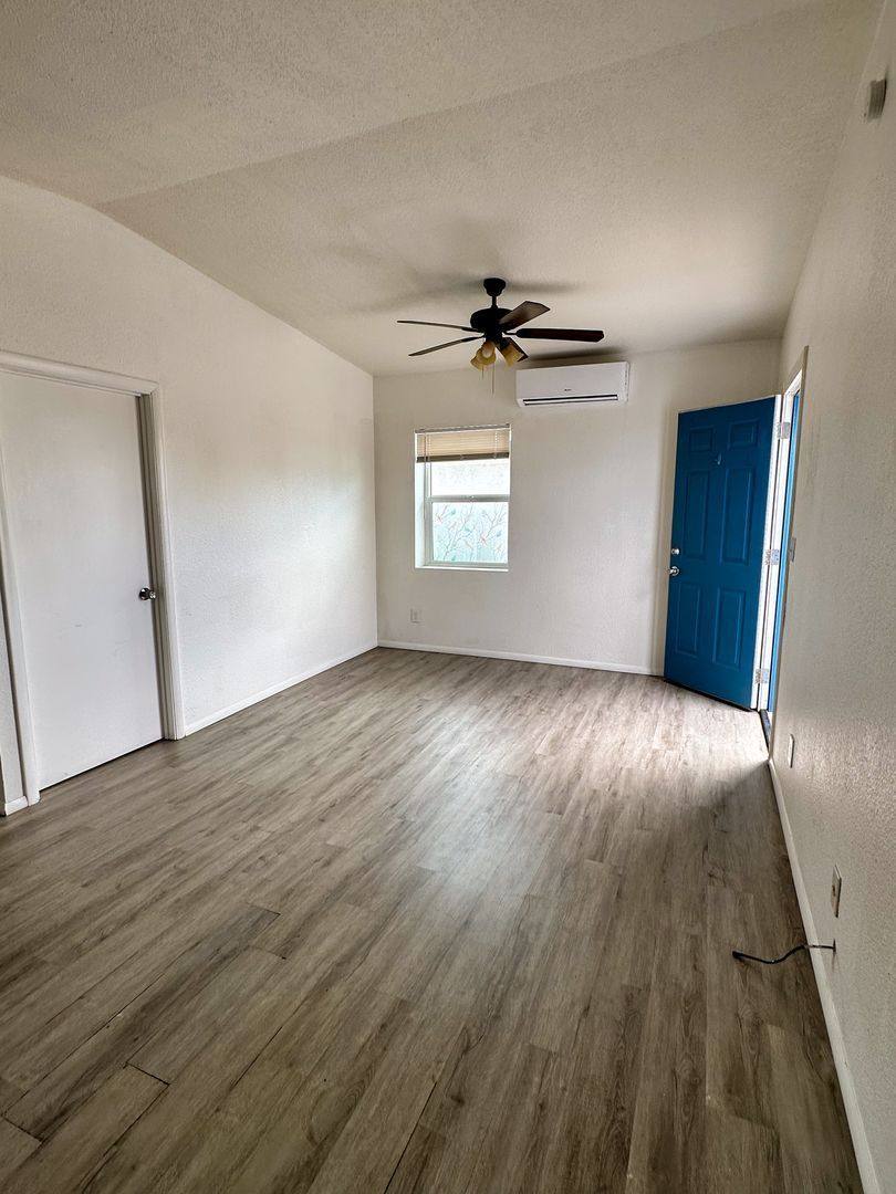 Apartment for rent at 1376 N Country Club Rd, Tucson, AZ 85716