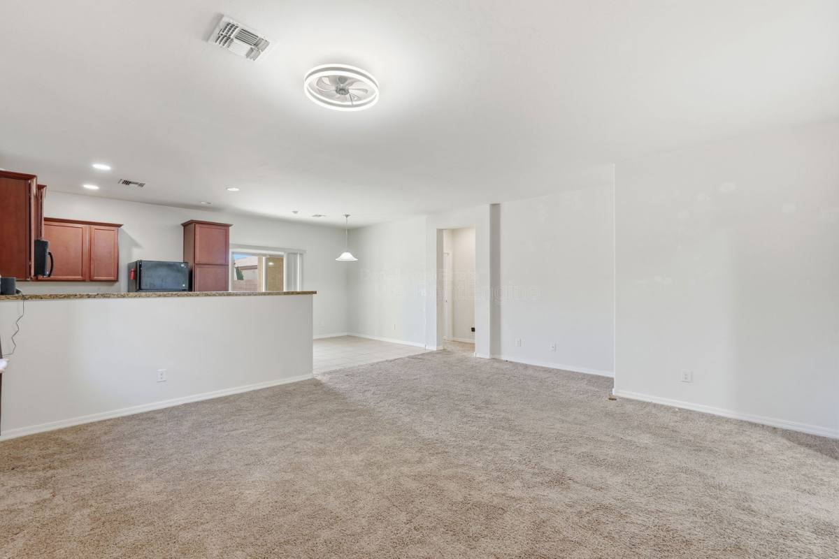 House for rent at 6737 S Cut Bow Dr, Tucson, AZ 85757