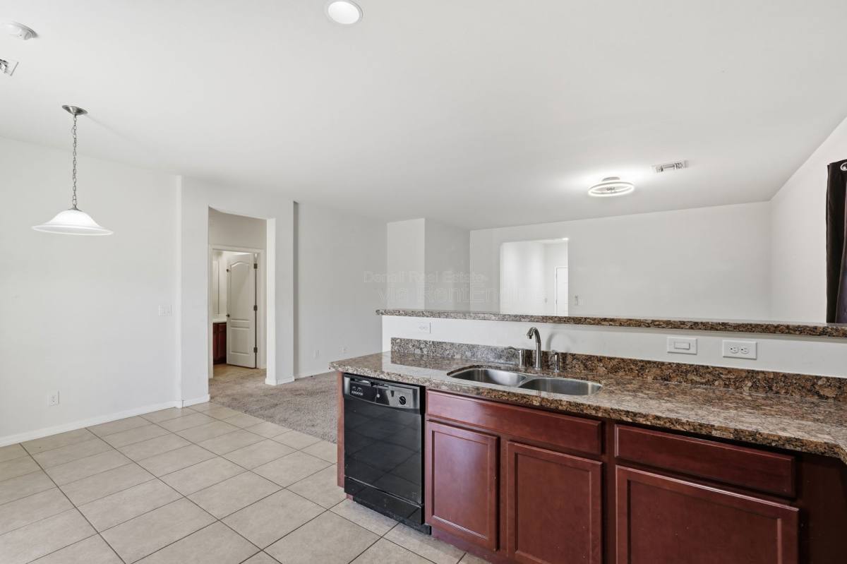 House for rent at 6737 S Cut Bow Dr, Tucson, AZ 85757