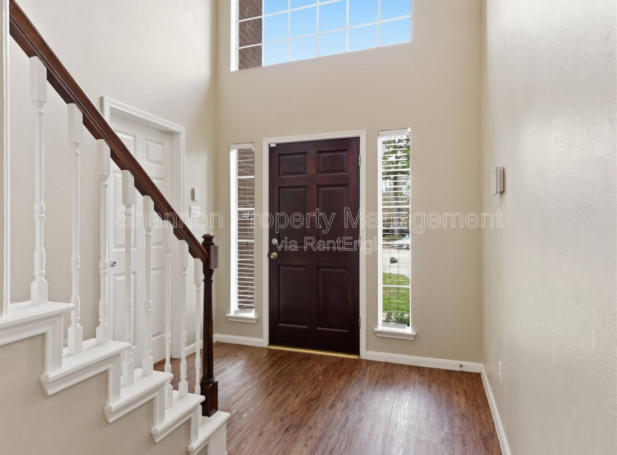 House for rent at 3327 Shady Glen Lane, Missouri City, TX 77459