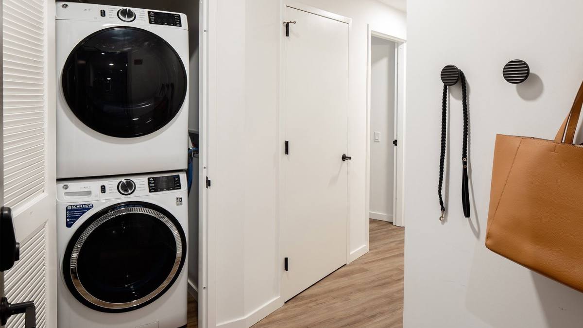 Apartment for rent at 166 N Aberdeen St #2004, Chicago, IL 60607