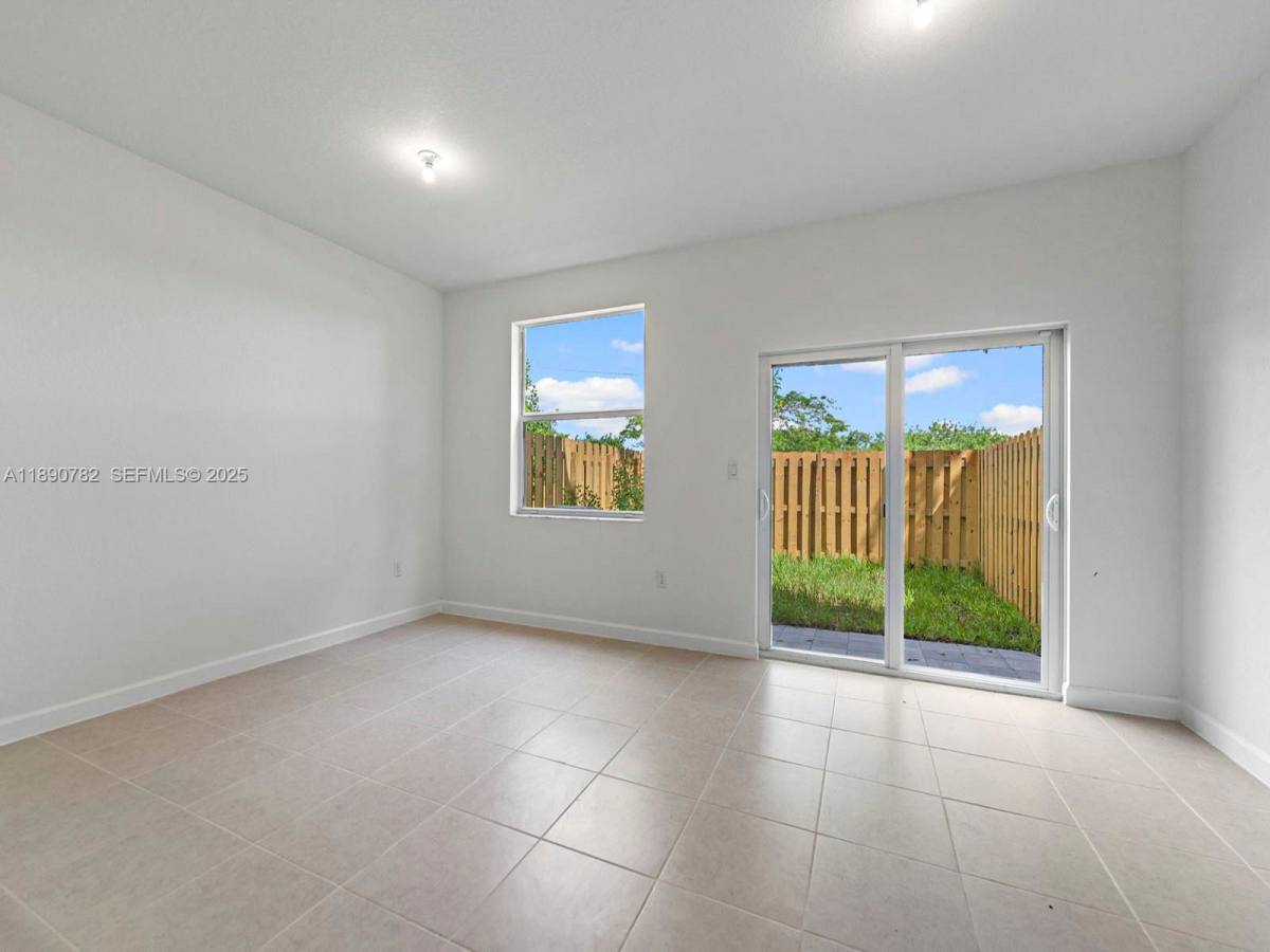 Townhouse for rent at 1533 SE 27th Rd, Homestead, FL 33035