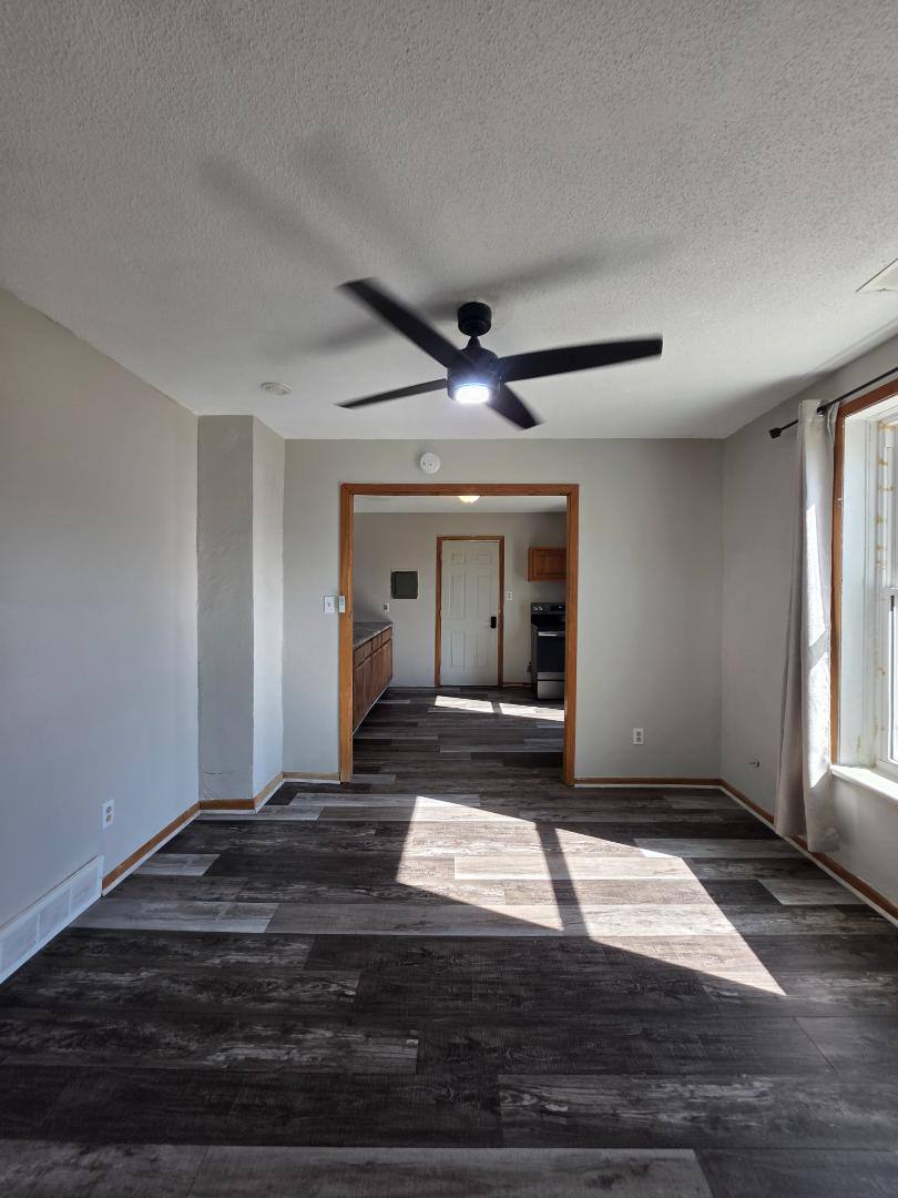 Apartment for rent at 137 4th Ave SE #1, Oelwein, IA 50662