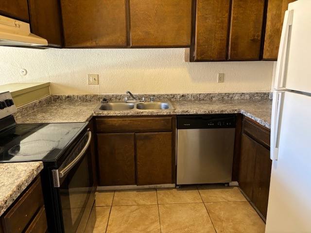 Apartment for rent at 6308-6312 Porterfield Ave, Stockton, CA 95204