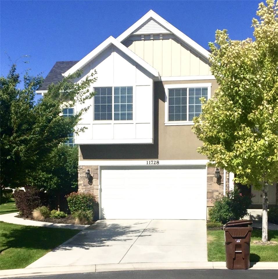 Townhouse for rent at 11728 S Mansonia Dr, Draper, UT 84020