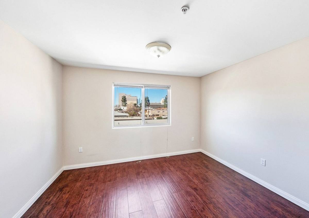 Apartment for rent at 14161-14163 Delano St, Van Nuys, CA 91401
