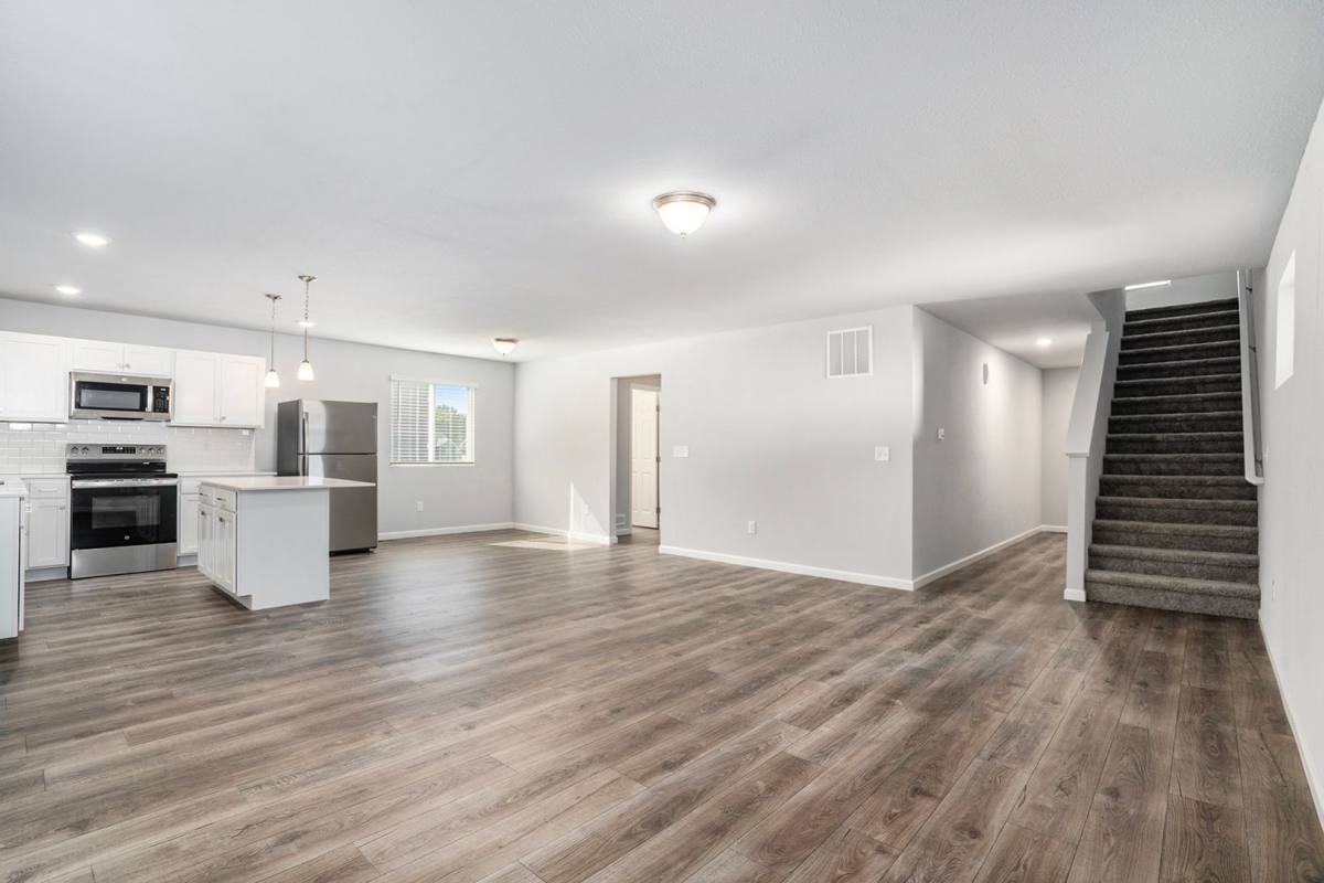 House for rent at 1403 Forest View Dr, Greenville, MI 48838