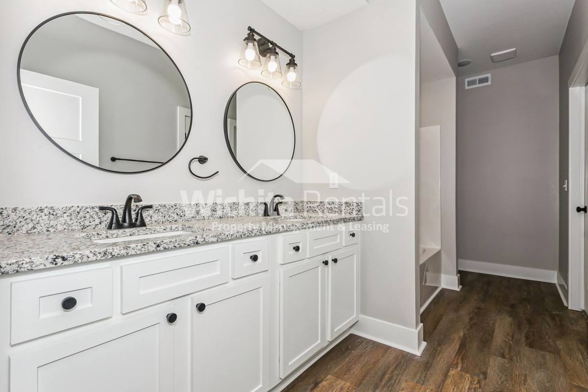 Apartment for rent at 1340 - 1342 S, Wichita, KS 67230